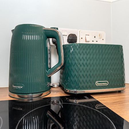 Chic Studio Apartment, Bus 18 To Euston In 30 Min. Londra Esterno foto